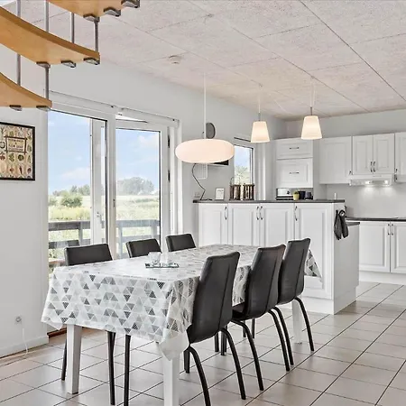 Ll229-humble-engsvinget-8